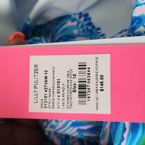 Lilly pulitzer brin scoop neck swimsuit size 10 - Picture 3 of 3